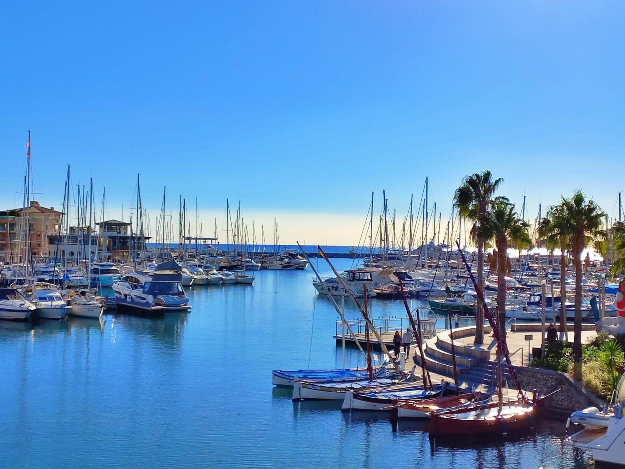 Port Frejus - Tout A Pied - Wifi - Clim Exterior foto